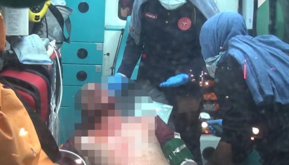 Adana'da bir kişi tabanca kabzasıyla öldüresiye darbedildi