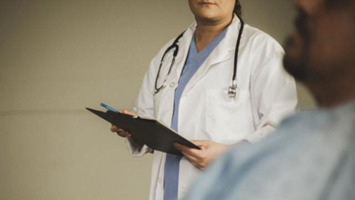 Sağlık çalışanları için ek ödeme düzenlemesi çıktı mı? Kim ne kadar maaş alacak?