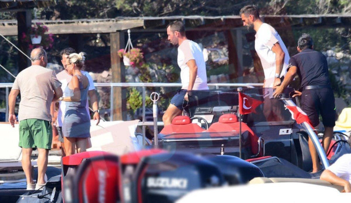 Emre Belözoğlu, Fatih Terim'i ziyaret etti