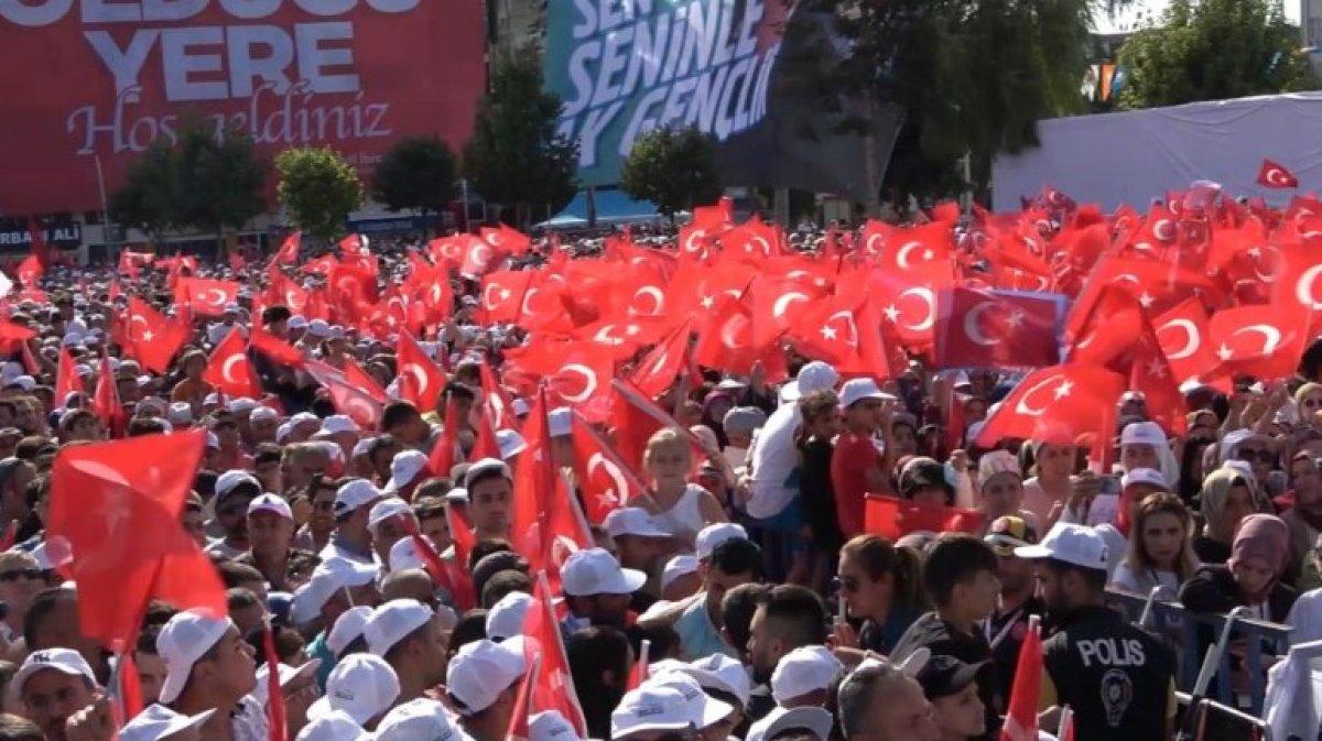 Cumhurbaşkanı Erdoğan'a Çorum'da coşkulu karşılama