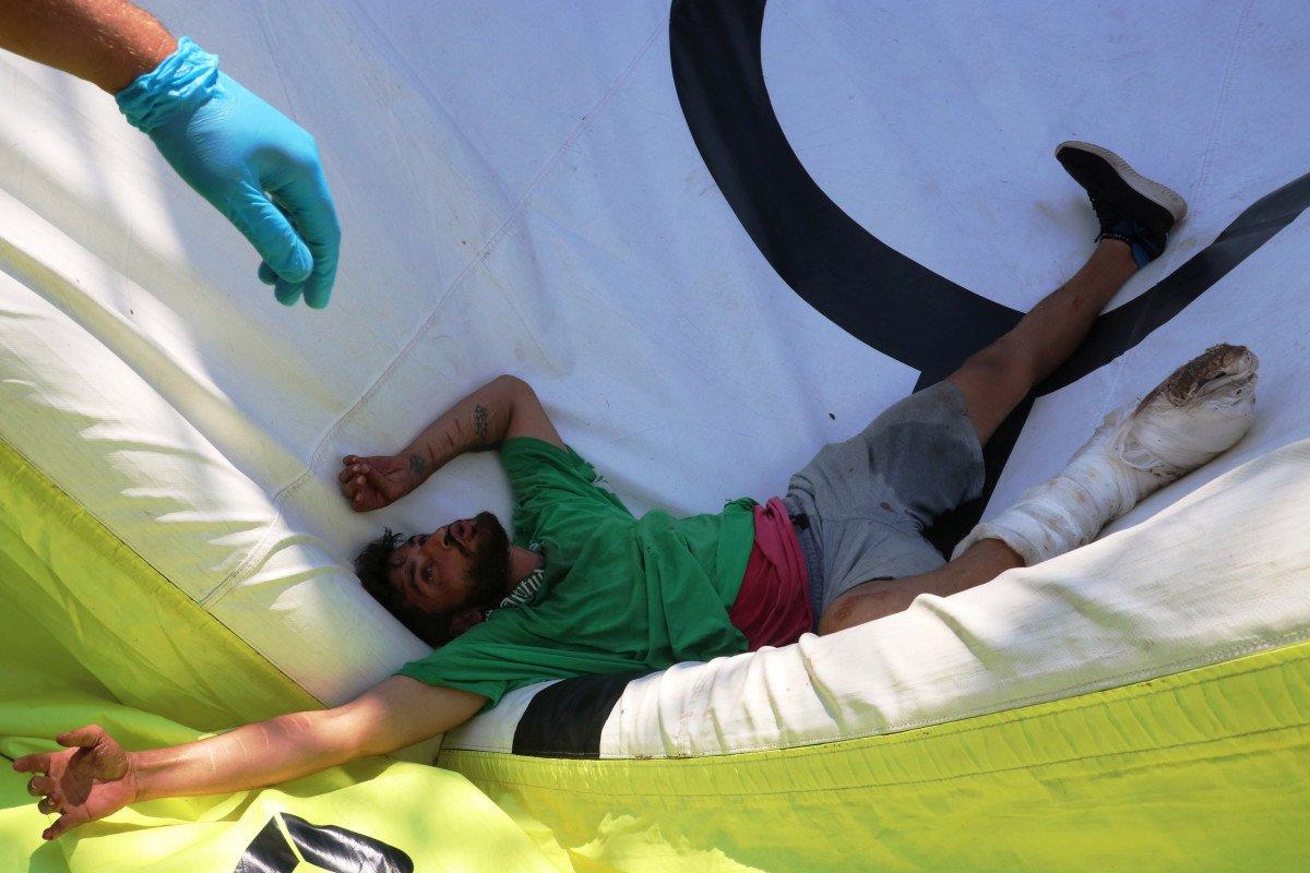 Antalya'da madde kullanan genç üst geçitten atladı