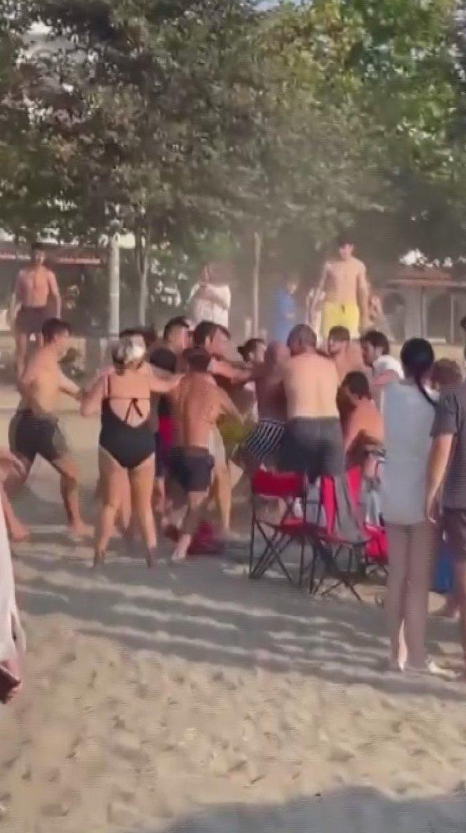 Kocaeli sahilindeki kavga kamerada