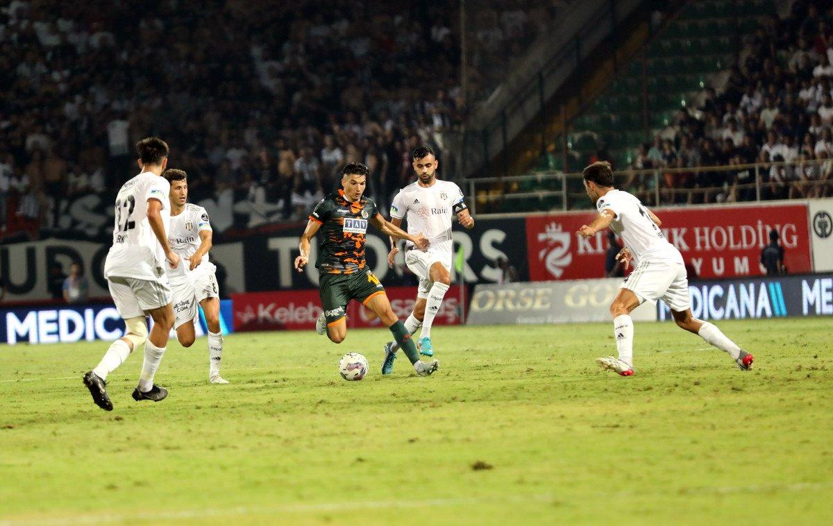 Beşiktaş, Alanyaspor ile berabere kaldı