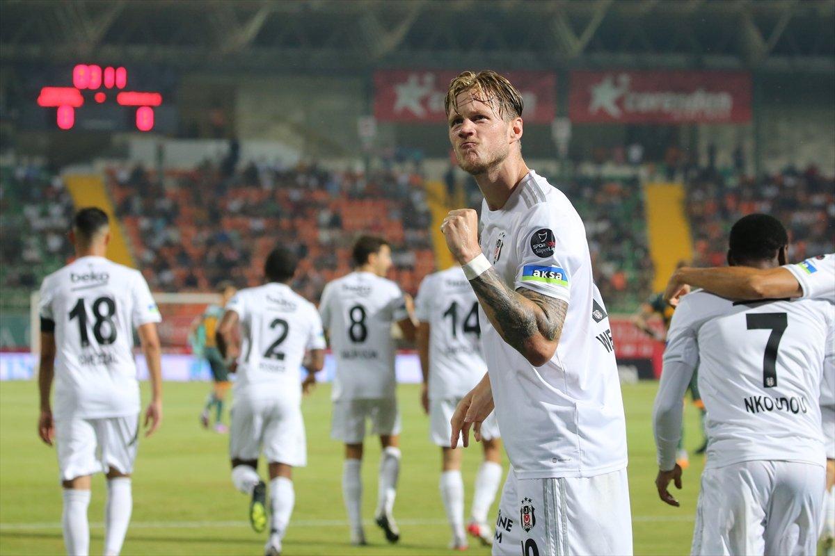 Beşiktaş, Alanyaspor ile berabere kaldı