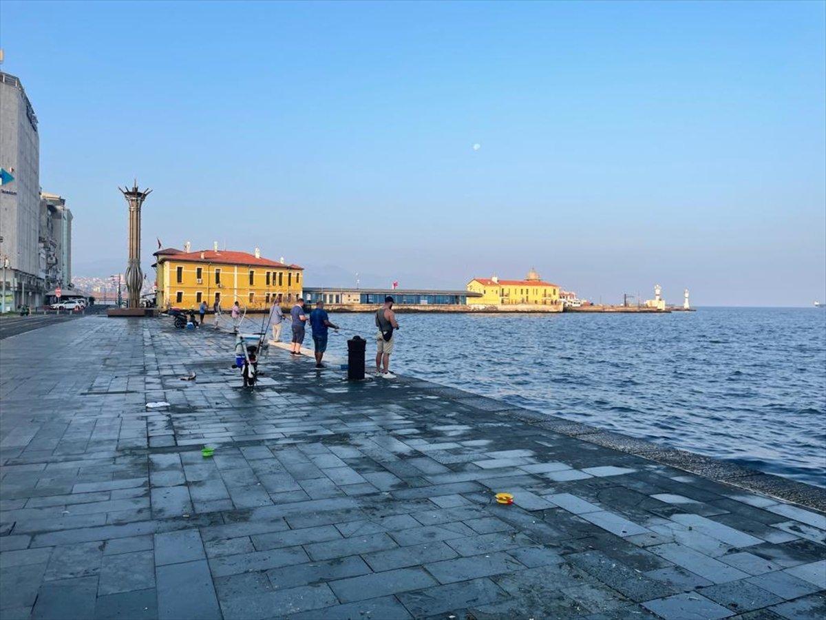 İzmir'in Menderes ilçesinde 5.0 büyüklüğünde deprem