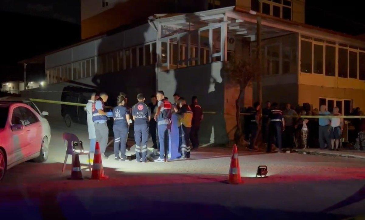 Antalya'da boşanma aşamasında olduğu eşini öldürdü