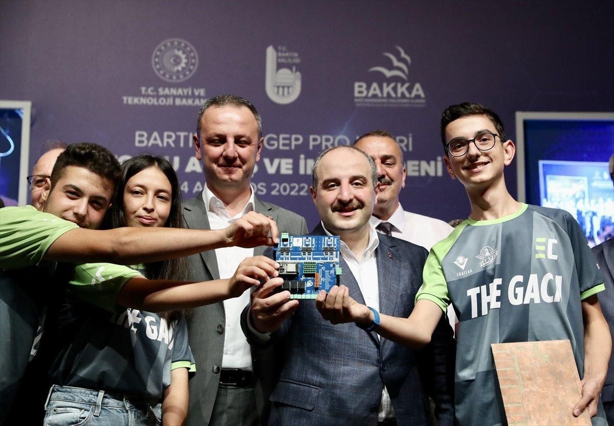 Mustafa Varank: Türkiye, uzay yarışından geri kalmamalı