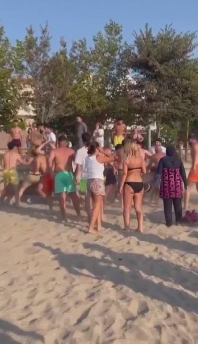 Kocaeli sahilindeki kavga kamerada