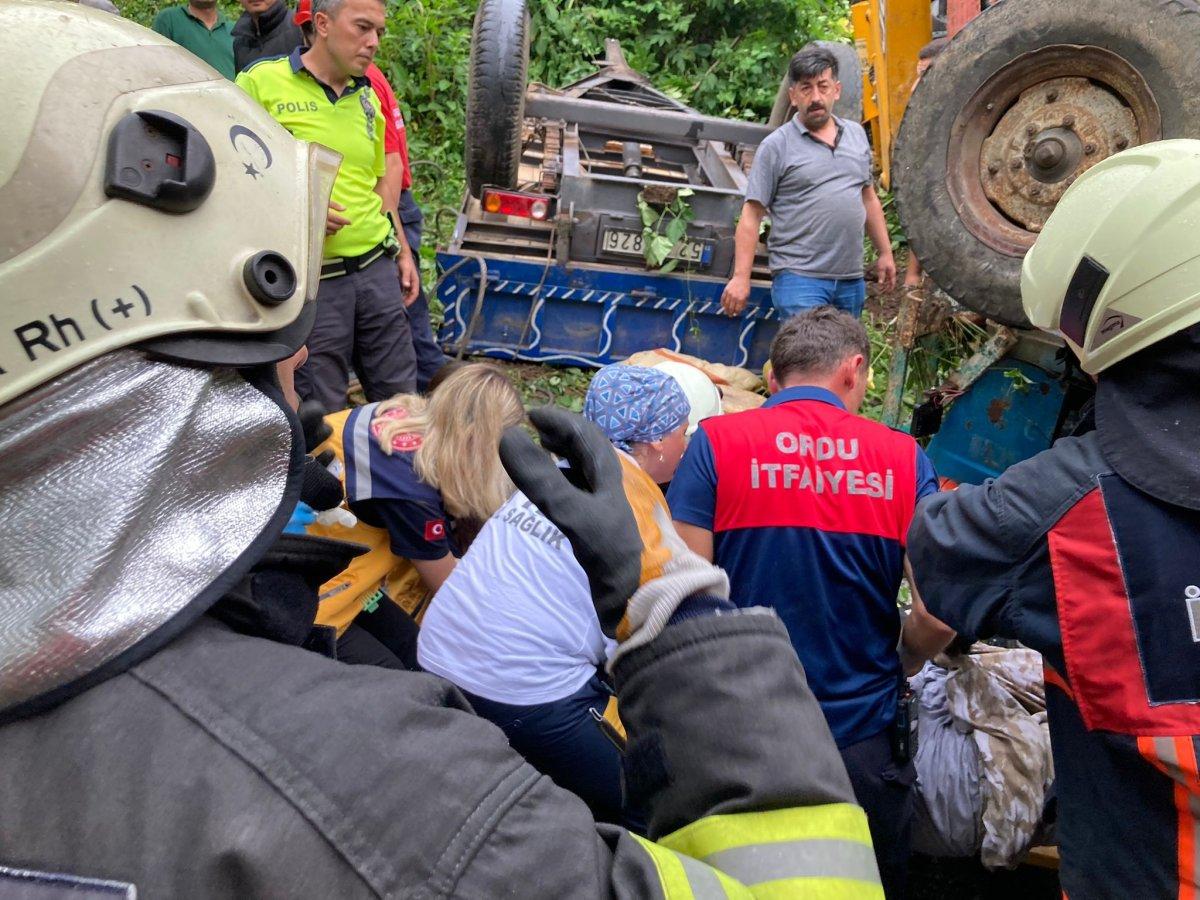 Ordu’da devrilen traktörün altında kalan baba hayatını kaybetti