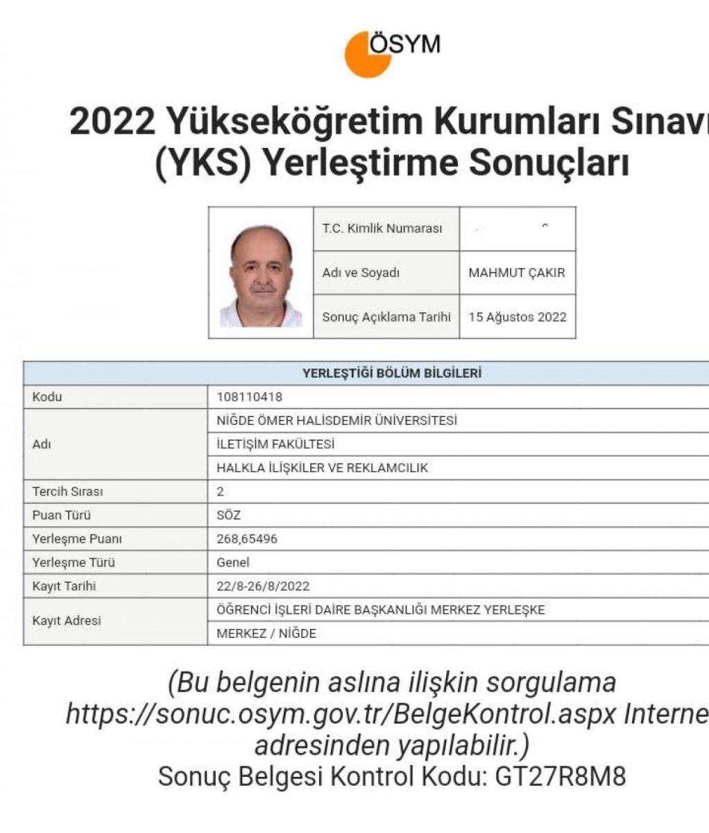 Niğde'de iki torun sahibi çift, aynı üniversitenin aynı bölümüne yerleşti