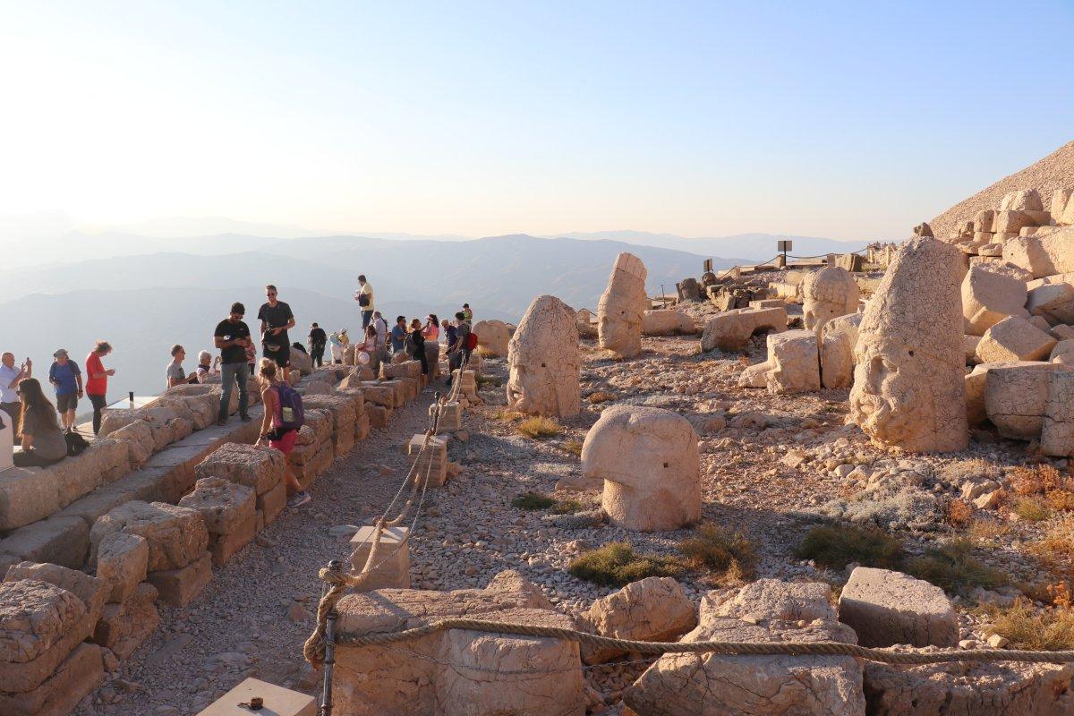 Nemrut’ta hafta sonu yoğunluğu