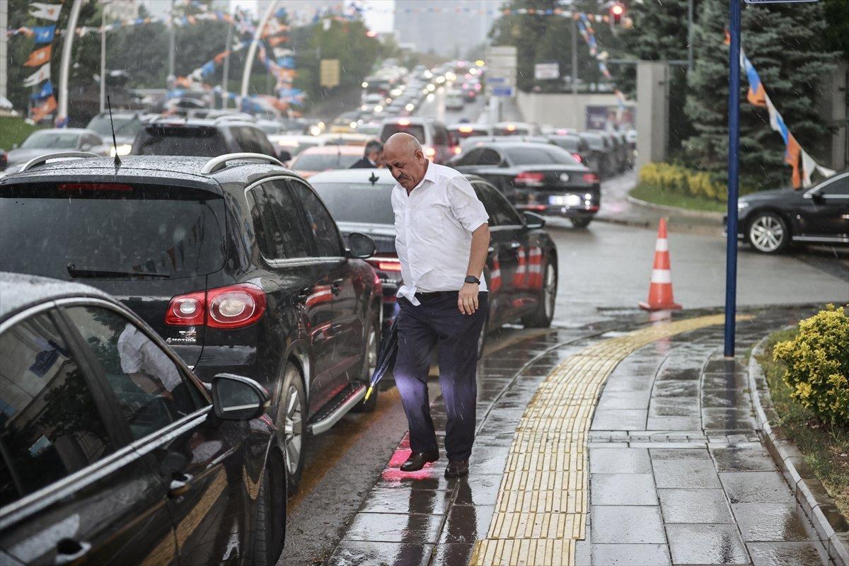 Ankara'da şiddetli fırtına ve sağanakta 1 can kaybı