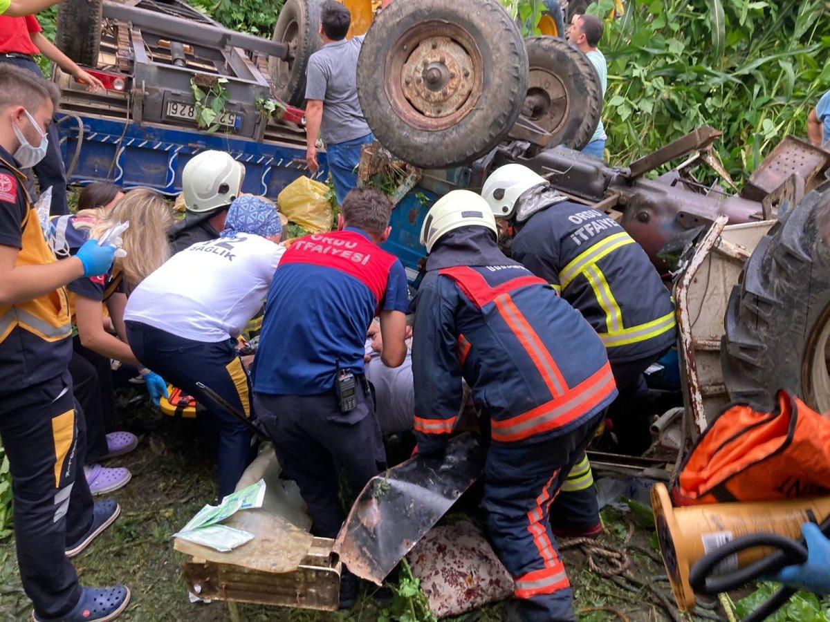 Ordu’da devrilen traktörün altında kalan baba hayatını kaybetti