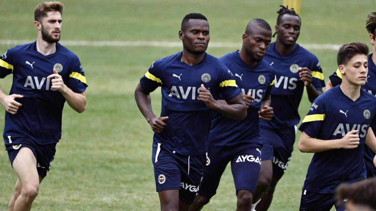 Mbwana Samatta, transfer için Belçika'ya gitti