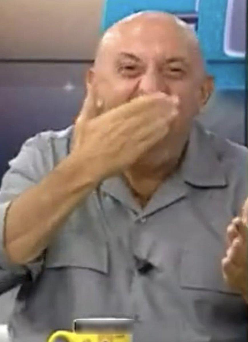 Sinan Engin'den canlı yayında gaf: Gülme krizine girdiler