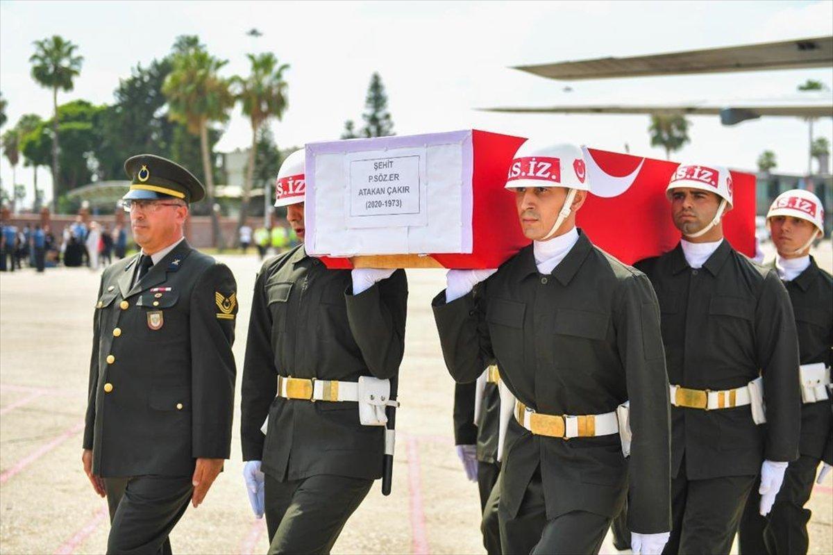 Şehit Atakan Çakır'ın naaşı memleketi Osmaniye'ye uğurlandı