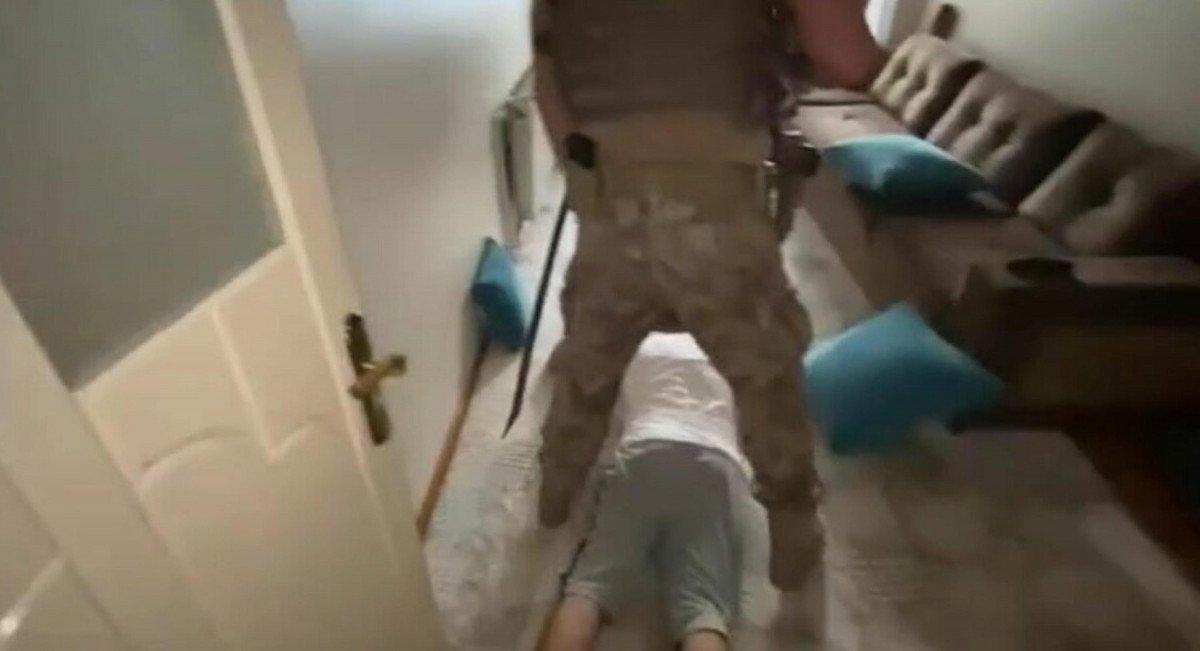 İzmir’de tefeci şebekesine helikopter destekli operasyon düzenlendi