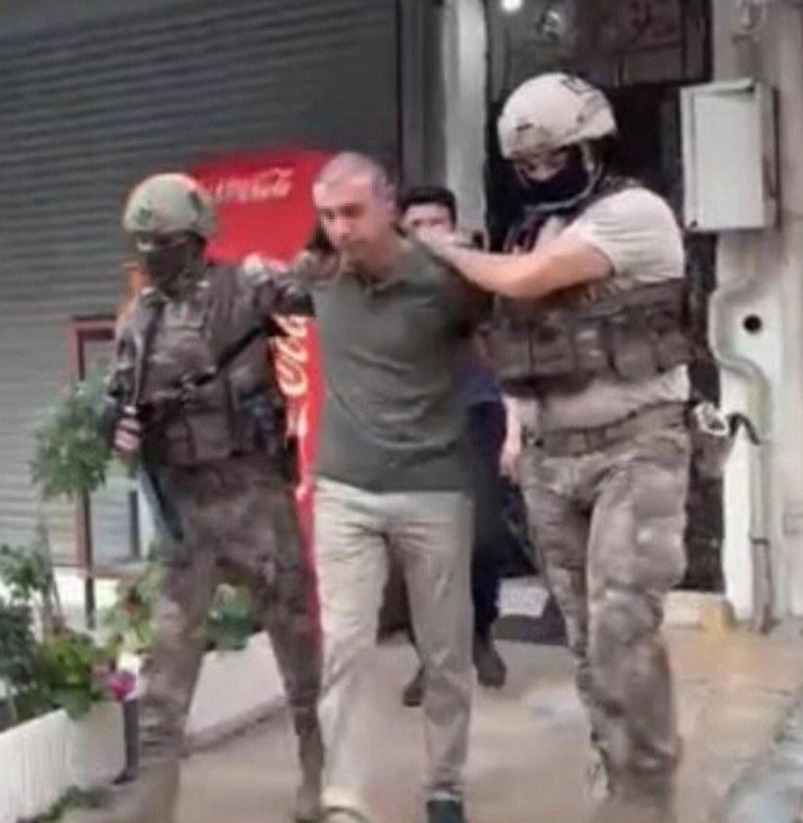 İzmir’de tefeci şebekesine helikopter destekli operasyon düzenlendi