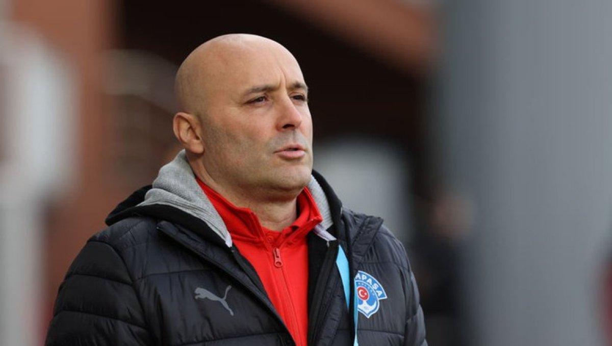 Kasımpaşa Teknik Direktörü Sami Uğurlu istifa etti