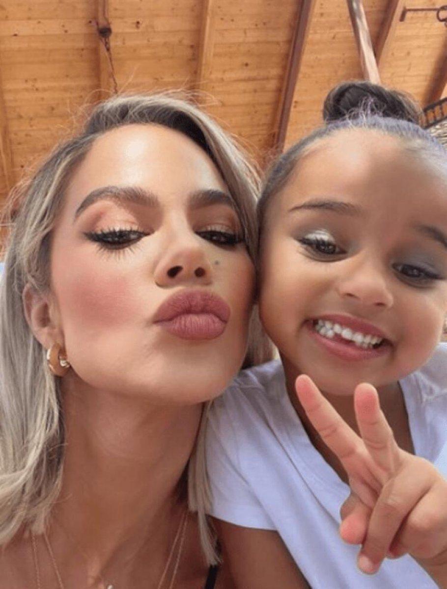 Khloe Kardashian, taşıyıcı anneden ikinci kez anne oldu