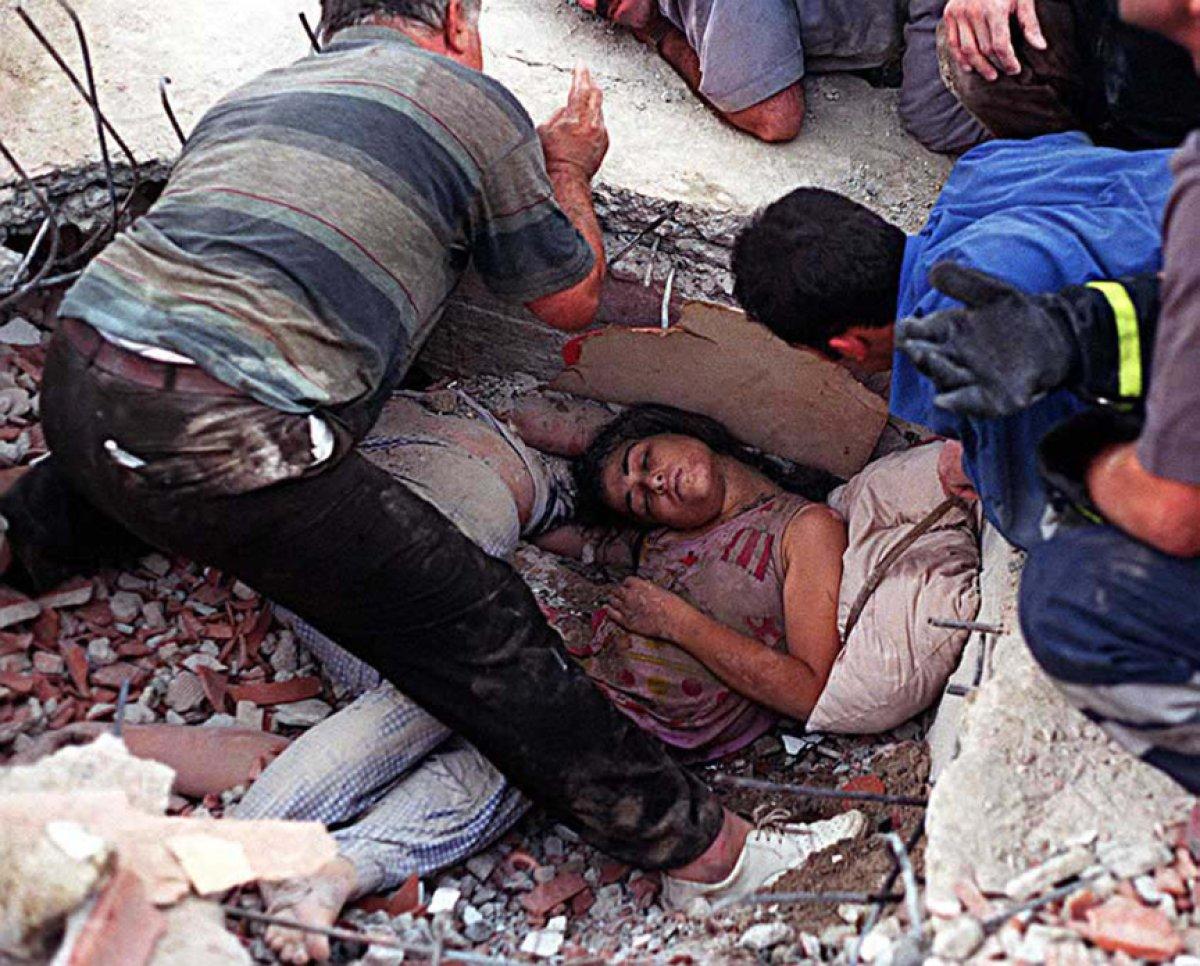 17 Ağustos Marmara Depremi'nin üzerinden 23 yıl geçti