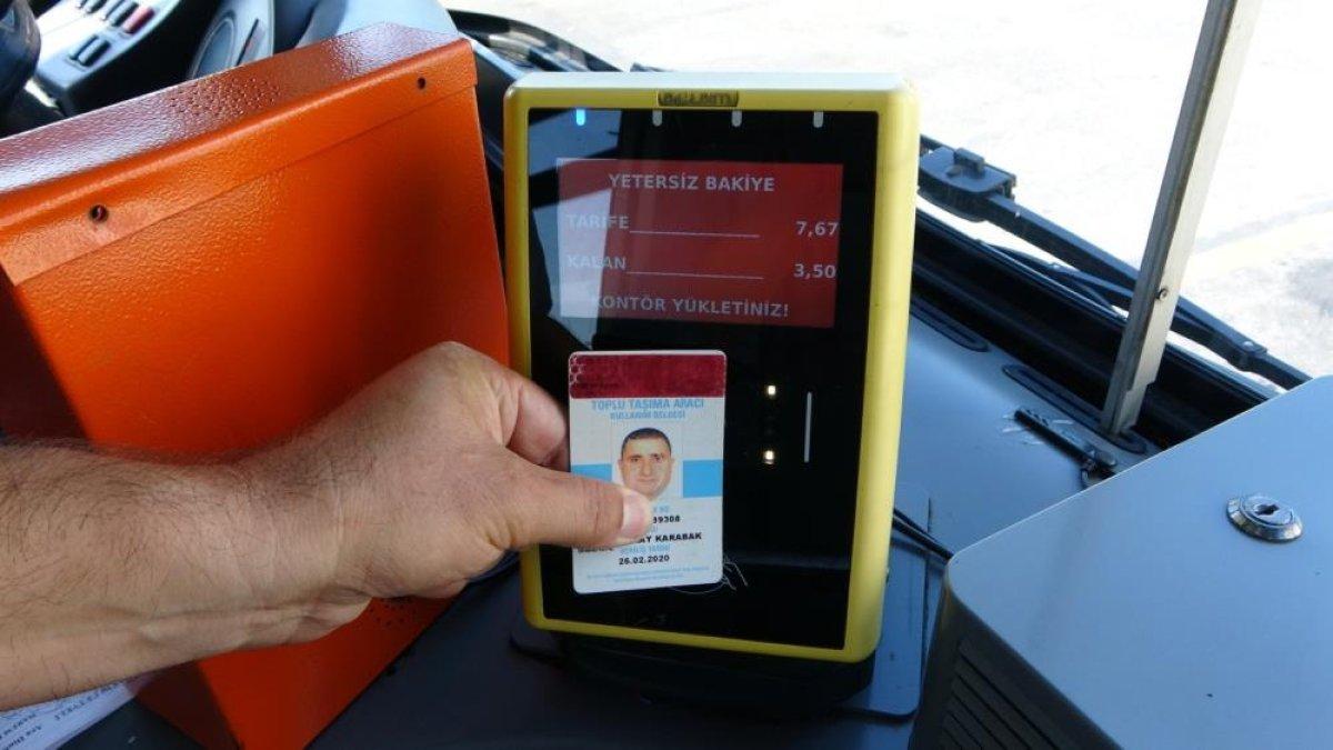 Özel halk otobüsü şoföründen İmamoğlu’na tepki: Bir gömlek giymek ile bu işler olmaz