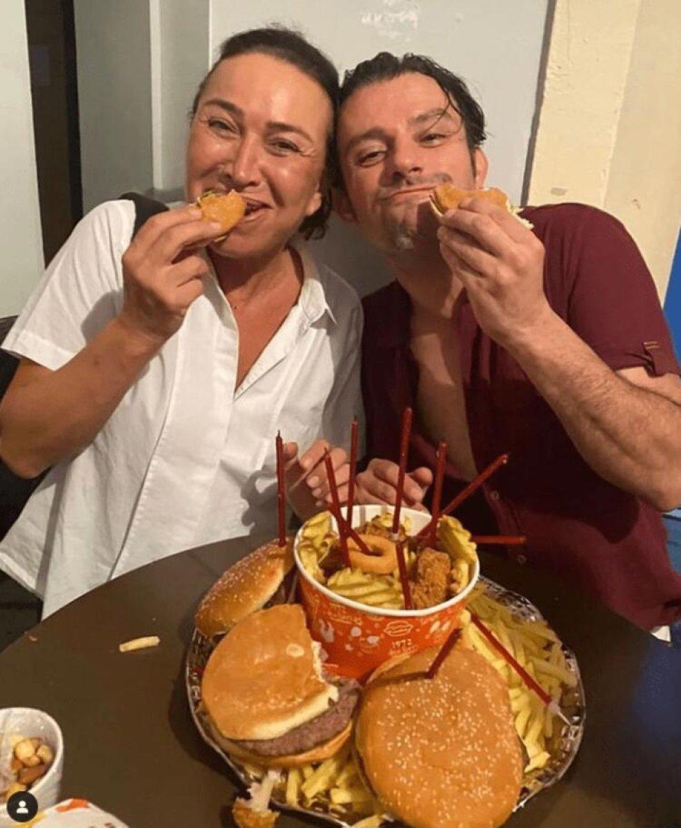 Salih Bademci'nin yeni yaşı kuliste kutlandı