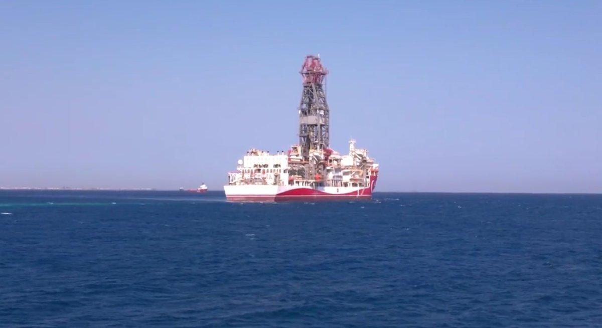 Abdülhamid Han, sondaja başladı