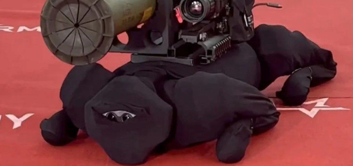 Rusya'nın roketatar taşıyan robot köpeği: M-81