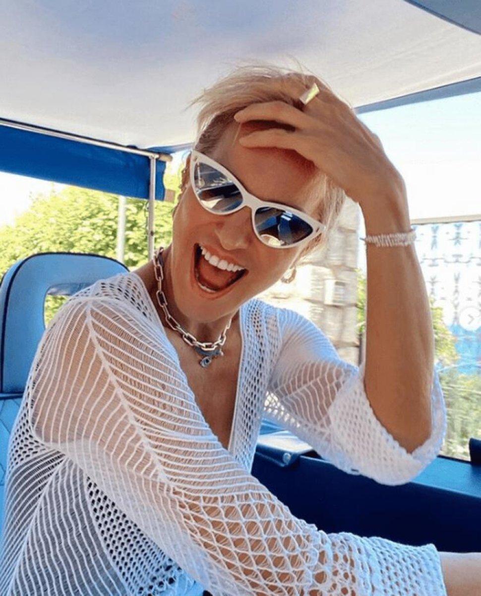 Burcu Esmersoy : Tam bir ev kadınıyım