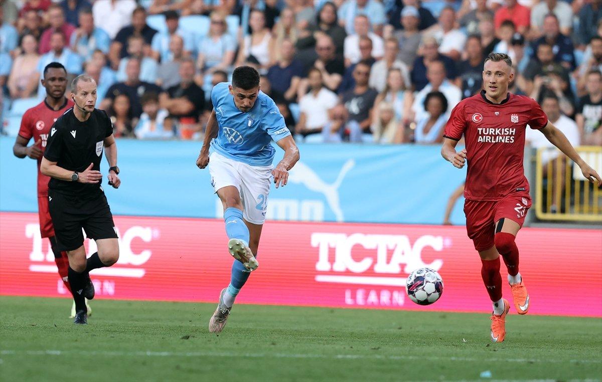 Sivasspor,  Malmö'ye deplasmanda 3-1 mağlup oldu