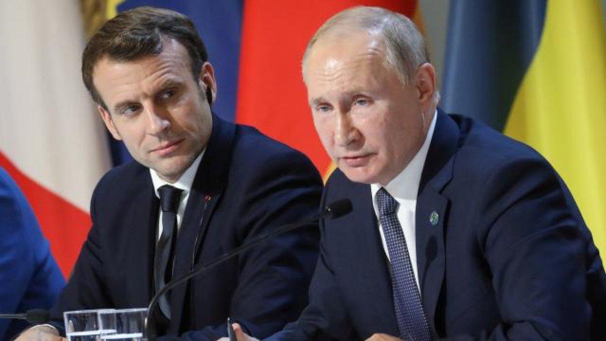 Putin, Macron ile Ukrayna meselesini ele aldı