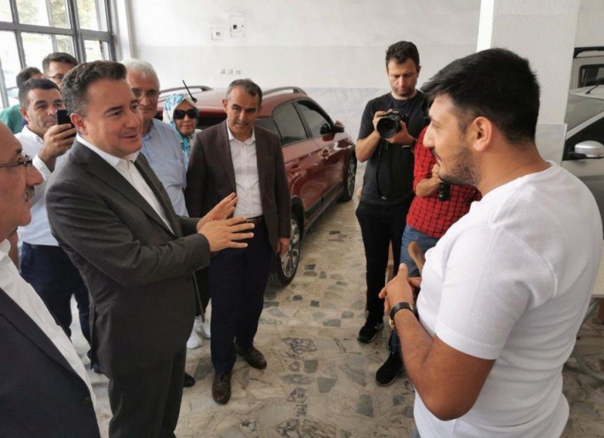 Aksaray'da esnaflardan Ali Babacan’a 6’lı masa tepkisi