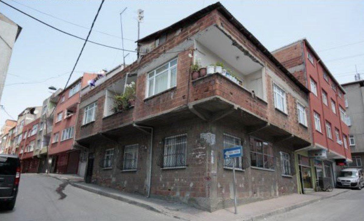 Esenler sakini, dönüşümü tamamlanan evlerinin heyecanını yaşıyor