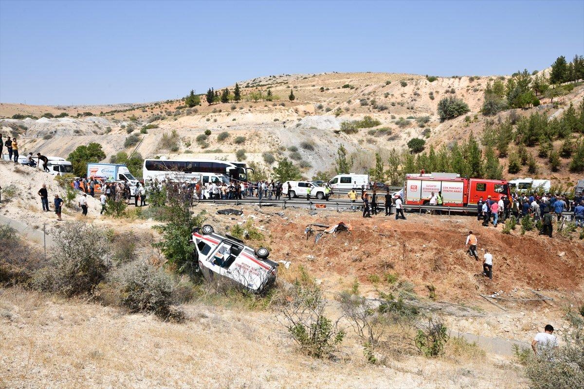 Gaziantep'te yaşanan kazanın boyutunu gösteren kareler
