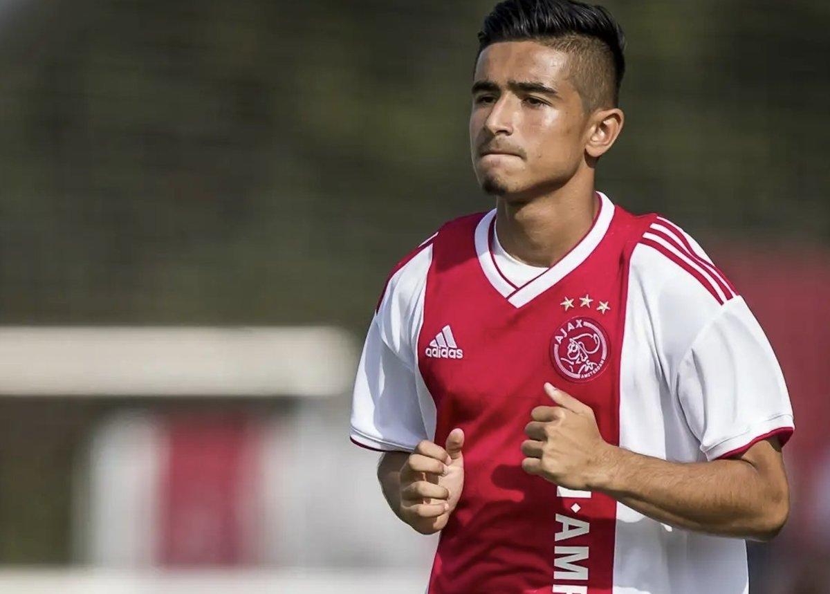 Naci Ünüvar için Ajax'tan Trabzonspor'a şartlı onay