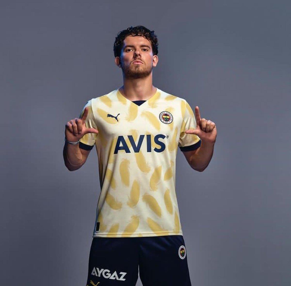 Ferdi Kadıoğlu, Jesus'u mest etti