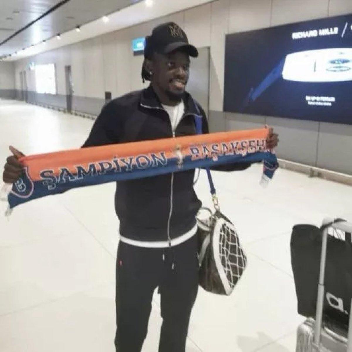 Bertrand Traore, Başakşehir için İstanbul'da