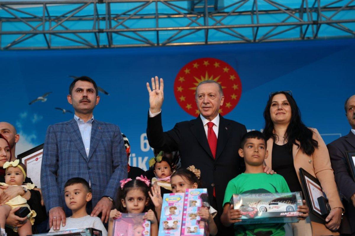 Murat Kurum, Esenler ilk etap anahtar teslim töreninde konuştu