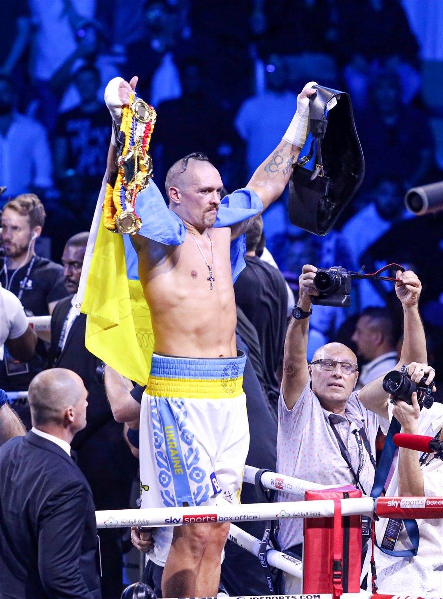 Dünya ağır sıklet boks ünvan maçında Usyk, Joshua'yı yendi