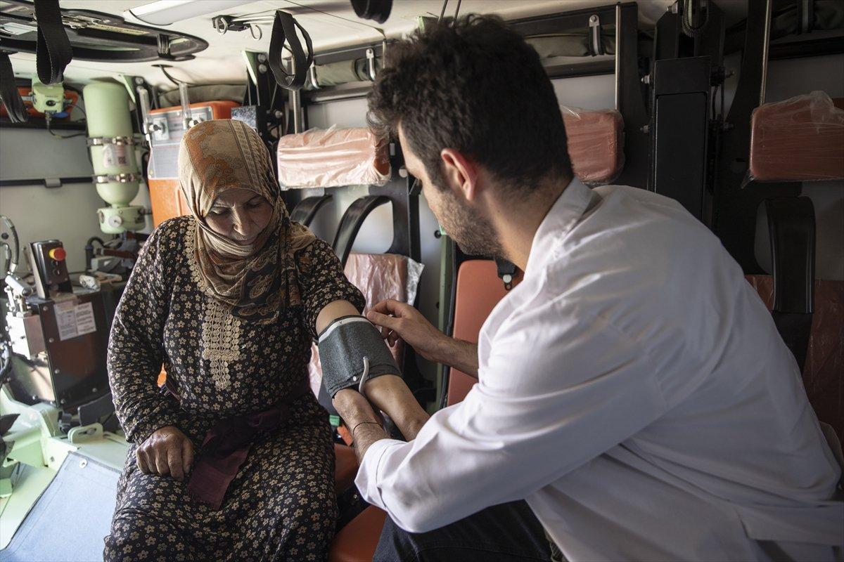 Kahraman Mehmetçik'ten Barış Pınarı bölgesine insani yardım faaliyetleri