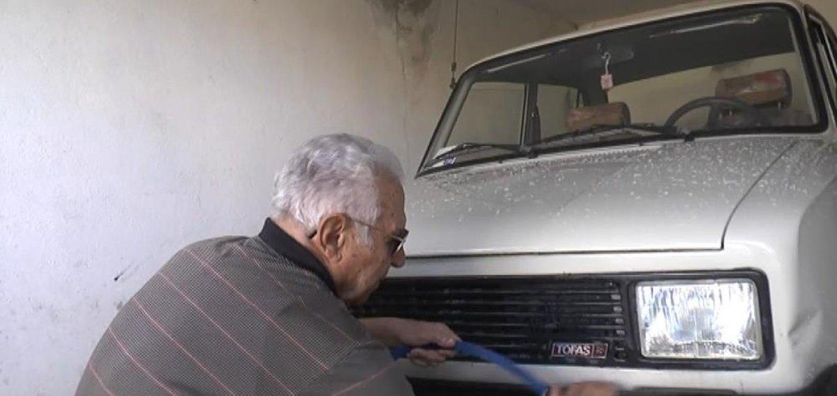 Nevşehir'de görme engelli adamdan eşinden kalan araca vefa