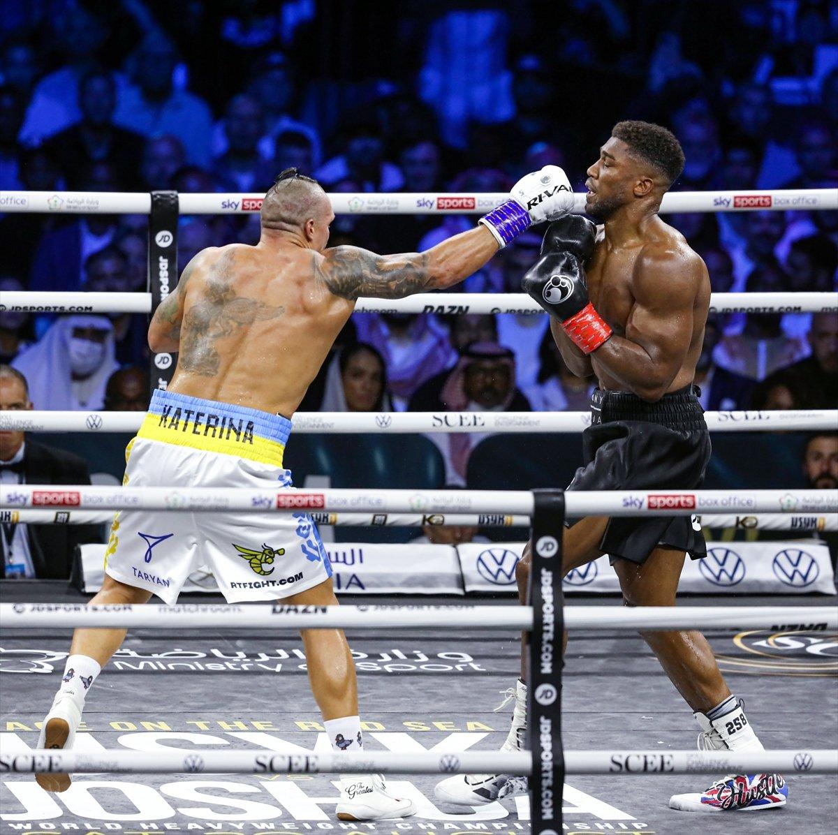 Dünya ağır sıklet boks ünvan maçında Usyk, Joshua'yı yendi