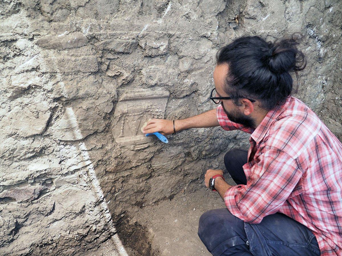 Antandros Antik Kenti'ndeki kazılarda 2 bin 350 yıllık Kibele Heykeli bulundu