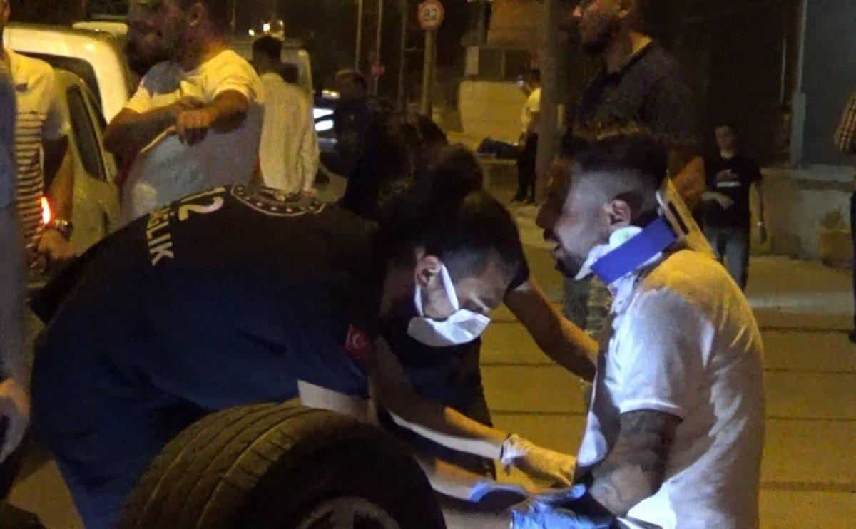 İzmir’de, taksi şoförü hurdaya dönen araçtan sağ çıktı