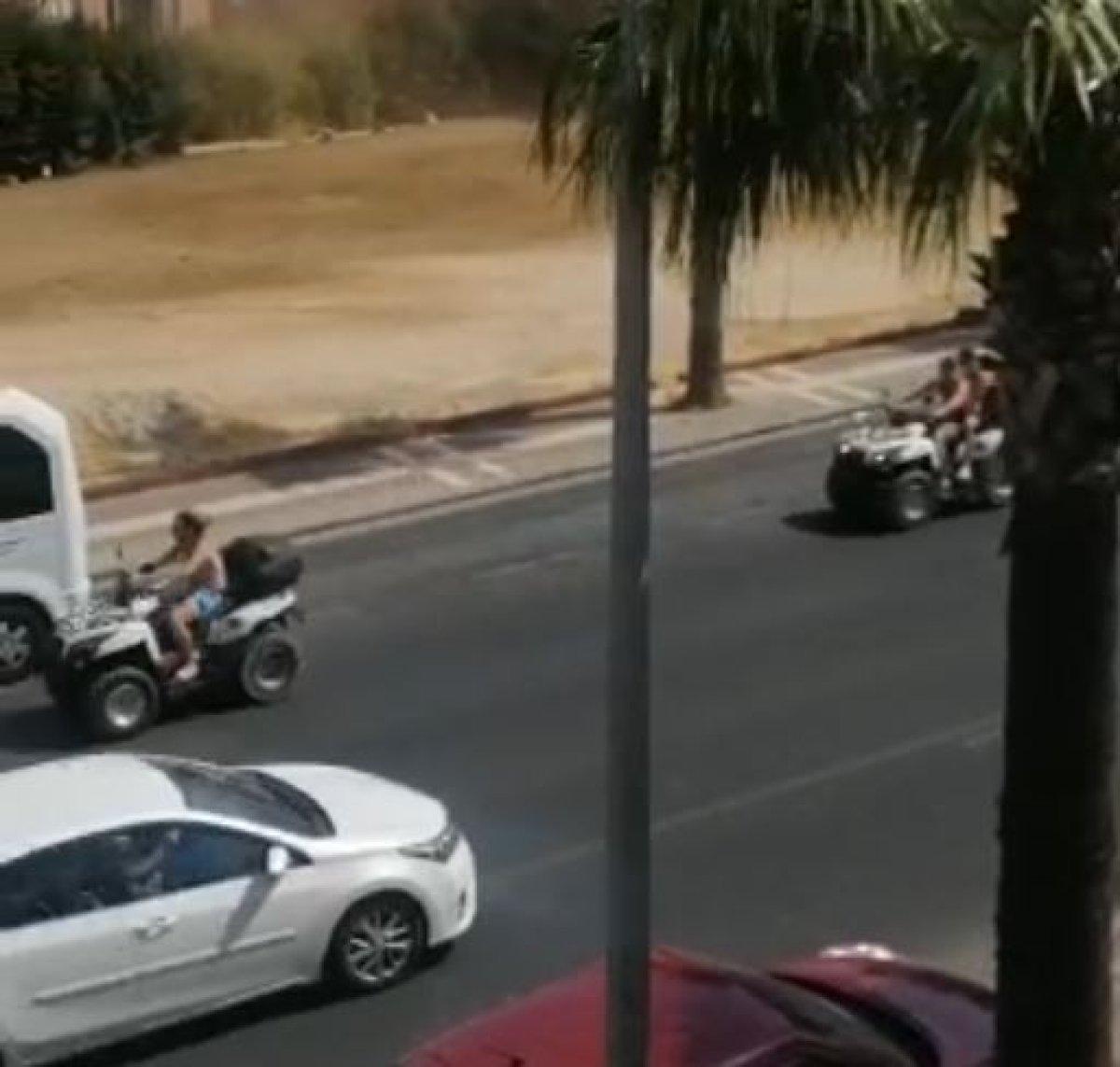 Muğla'da şehir merkezinde drift atan turistler kamerada