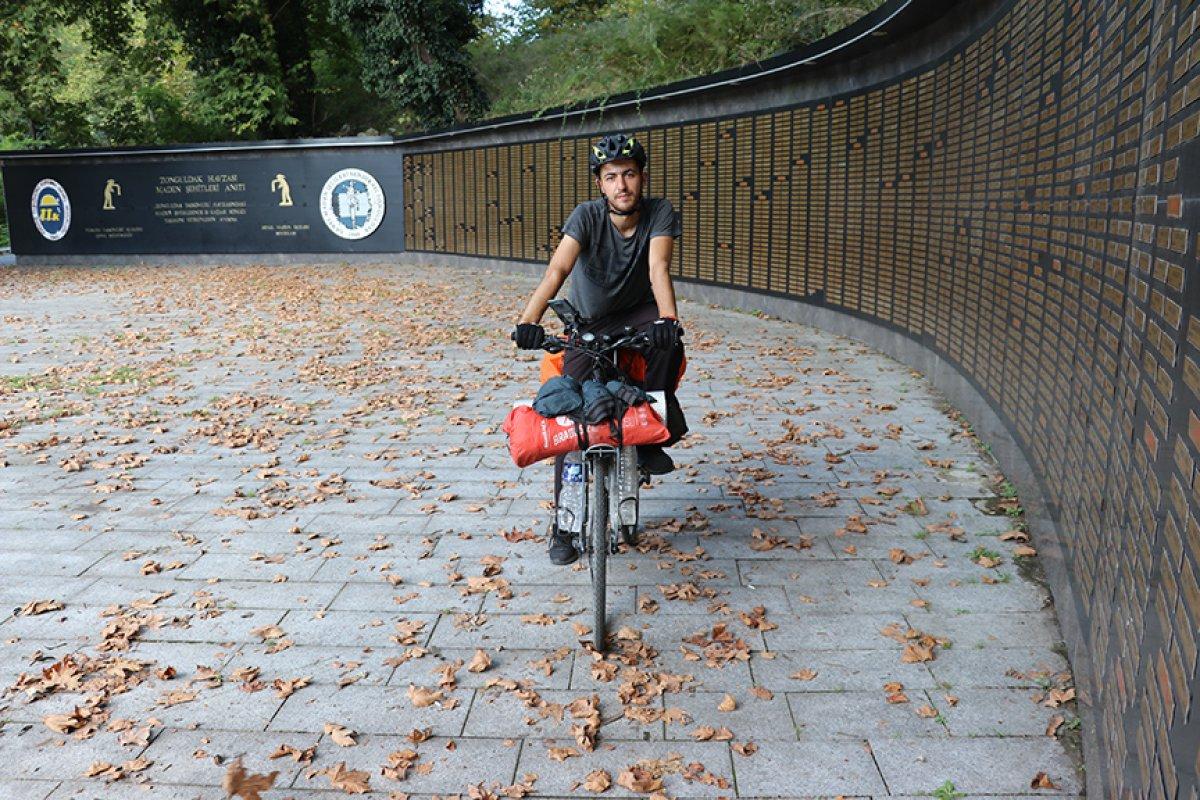 Van'dan bisikletiyle seyahate çıkan genç KYK yurtlarında konaklıyor