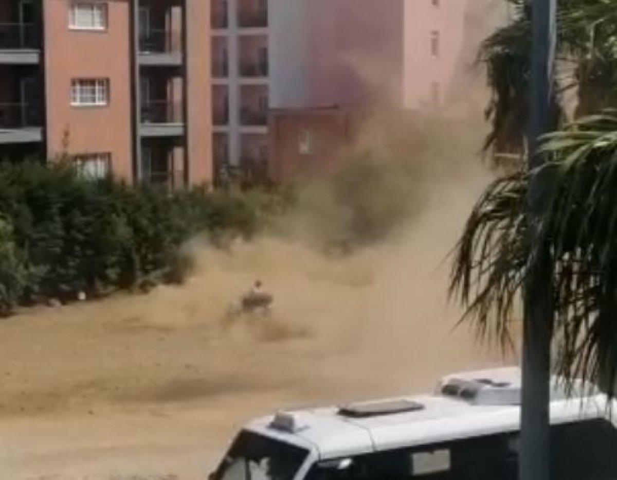 Muğla'da şehir merkezinde drift atan turistler kamerada