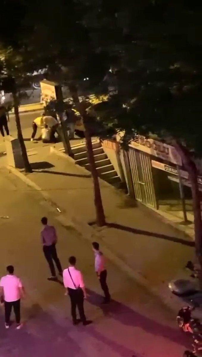 Avcılar'da karısını aldatan adamın metresine, aileden dayak