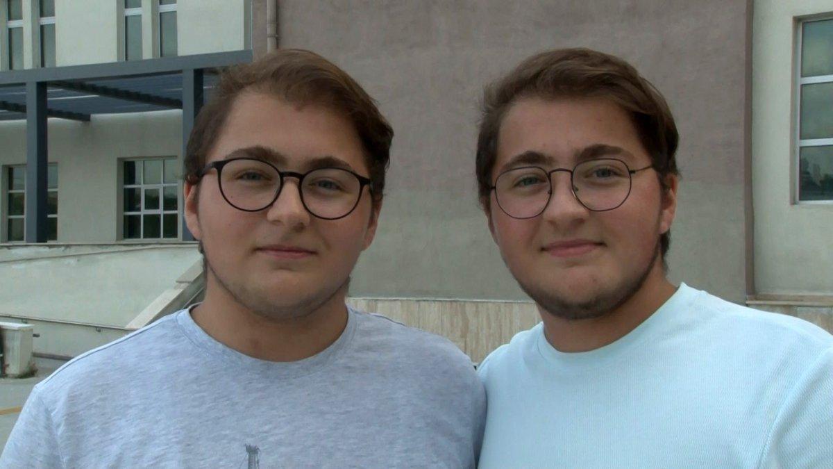 İstanbul'da tek yumurta ikizlerinin şaşırtan sınav sonucu